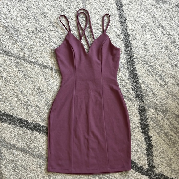 Mauve Strappy Bodycon Mini Dress - Picture 2 of 8